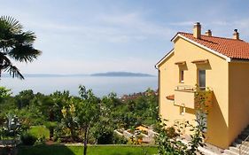 Apartment Silvana-3 By Interhome